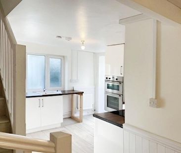 1 bedroom semi-detached house to rent - Photo 3