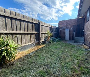 3/32 Grieve Parade, Altona VIC 3018 - Villa For Rent | Domain - Photo 6