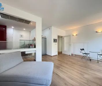 + MÖBLIERTE 2-ZIMMER-WOHNUNG AM OPERNRING + KLIMA + SOFORT VERFÜGBAR + - Photo 2