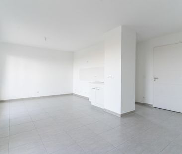 location Appartement F2 DE 45.4m² À MARSEILLE - Photo 6