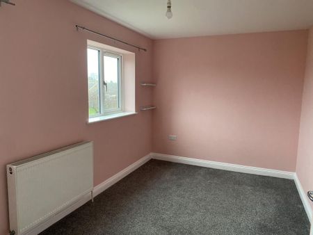 2 bedroom terraced house to rent - Photo 2