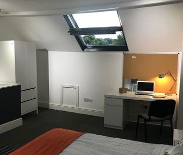 4 bedroom house to rent - Photo 1