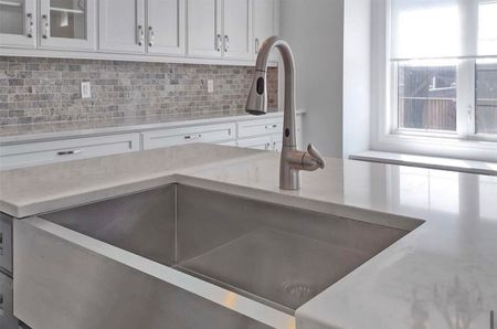 For Lease - 140 Beaveridge Avenue, Oakville, Ontario - Photo 4