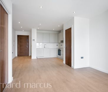 Sutton Court Road, Sutton - Photo 5