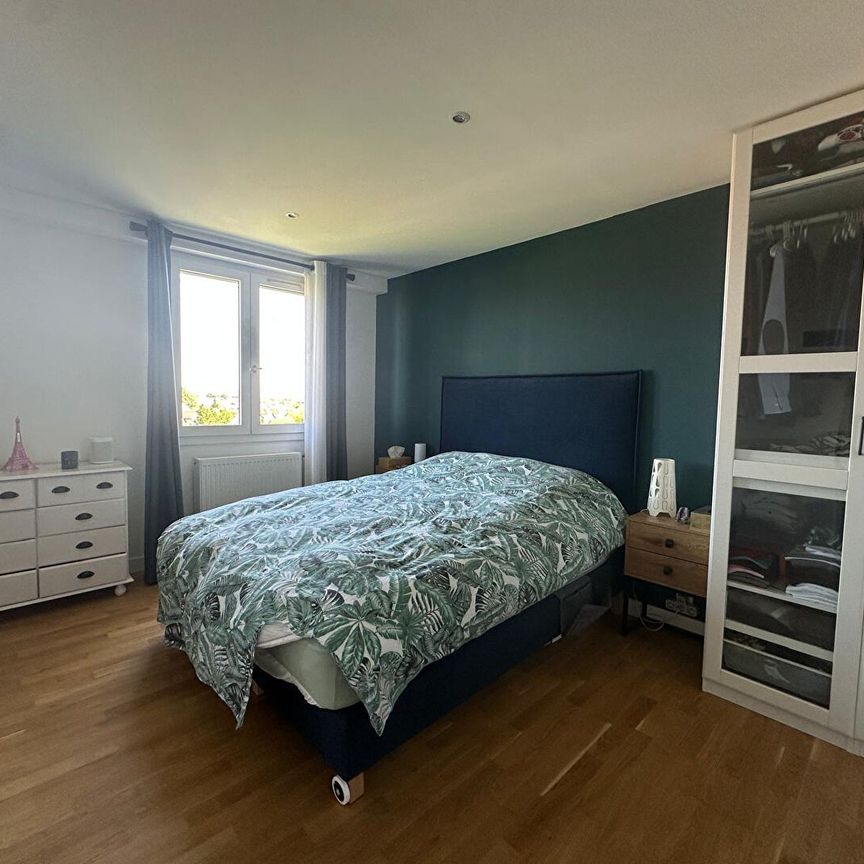 Appartement 4 pièces meublé- Chatou - Europe, - Photo 1