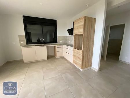 Location Maison 5 pièces 116m² LE TAMPON 97430 - Photo 2
