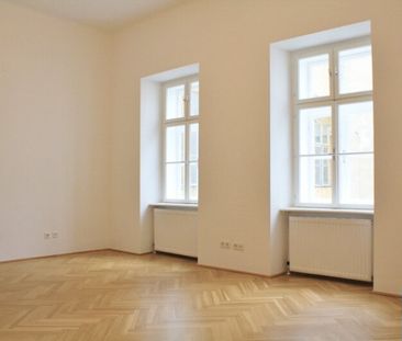 Schöne Single-Altbauwohnung in zentraler Lage - Foto 1