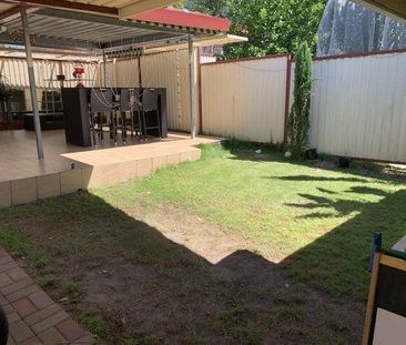 West Ryde - Photo 1
