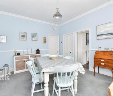 3 bedroom apartment to rent - Photo 4