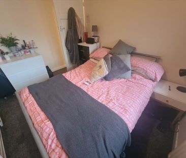 2 Bed - 43 Argie Avenue, Burley, Leeds - LS4 2QN - Student - Photo 6