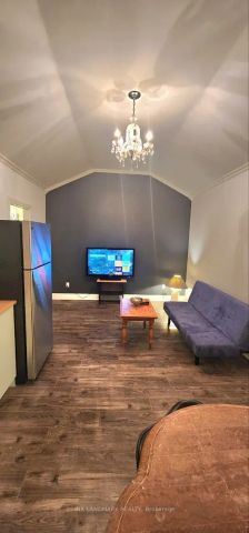 42 Fergus Avenue W #FRONT - Photo 5