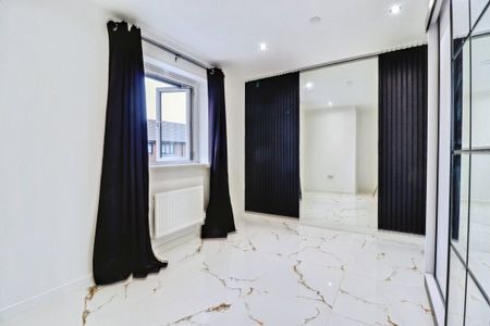 Oxleaze Reen Road, NEWPORT - Photo 4