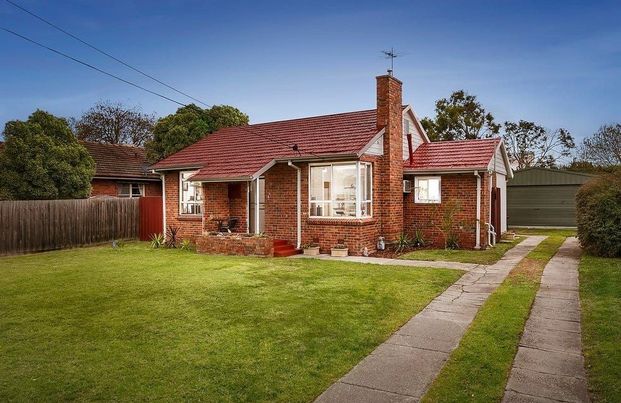 201 Oriel Road, Heidelberg West VIC 3081 - Photo 1