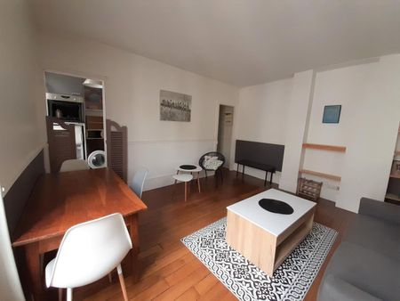 Beau 2 PIECES Meublé Métro Commerce/Charles Michels - Photo 3