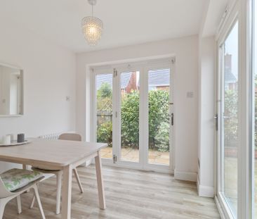 Howard Avenue, Lymm - Photo 2