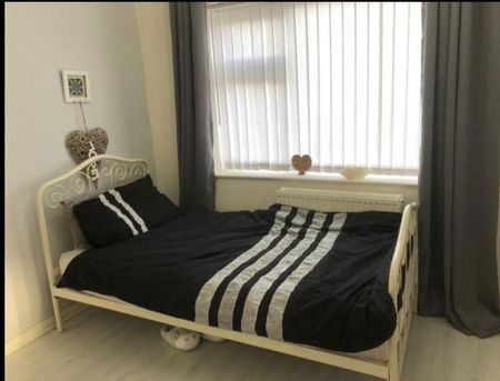 4 bedroom house to rent - Photo 3