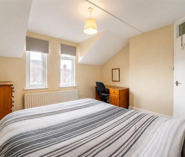 3 bedroom apartment to rent - Photo 1