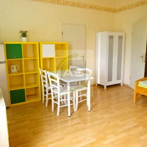 Einziehen mit Gute-Laune-Sofa - Photo 1