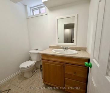 For Lease - 158 Stave Crescent, Richmond Hill, Ontario - Photo 6