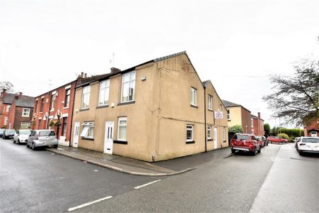 Cecil Street, Dukinfield - Photo 2