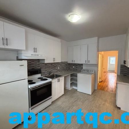 Montréal – Verdun – Appartement 4 1/2 rénové à louer à côté de la station de métro - Photo 4