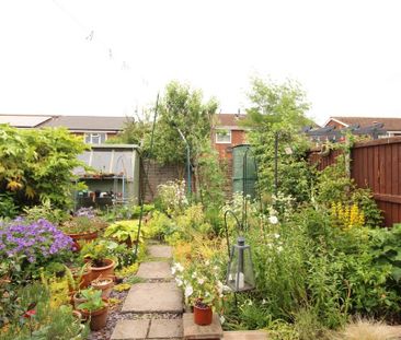 3 bedroom terraced house to rent - Photo 2