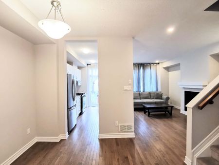 For Lease - 2452 Waterlilly Way, Barrhaven, Ontario - Photo 3