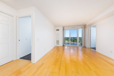 For Lease - 5229 Dundas Street Unit# 1604, Toronto, Ontario - Photo 2