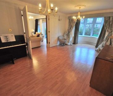 6 bedroom semi-detached house to rent - Photo 3