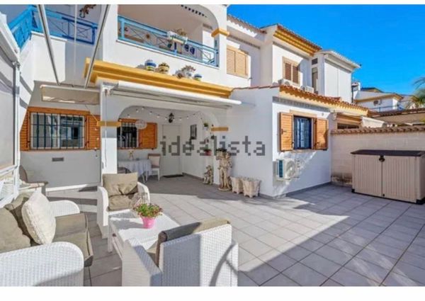 Alquiler de chalet adosado en Calle Río Guadalquivir, 136