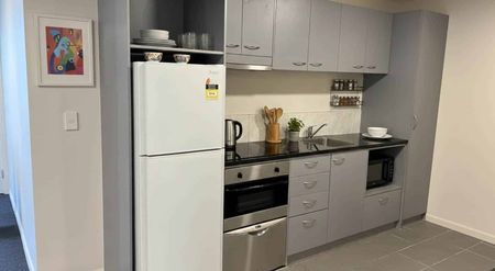 Furnished Three bedroom two bathroom with one ... - Photo 4