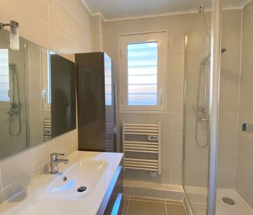 Location Appartement 3 pièces 56m² CASSIS 13260 - Photo 6