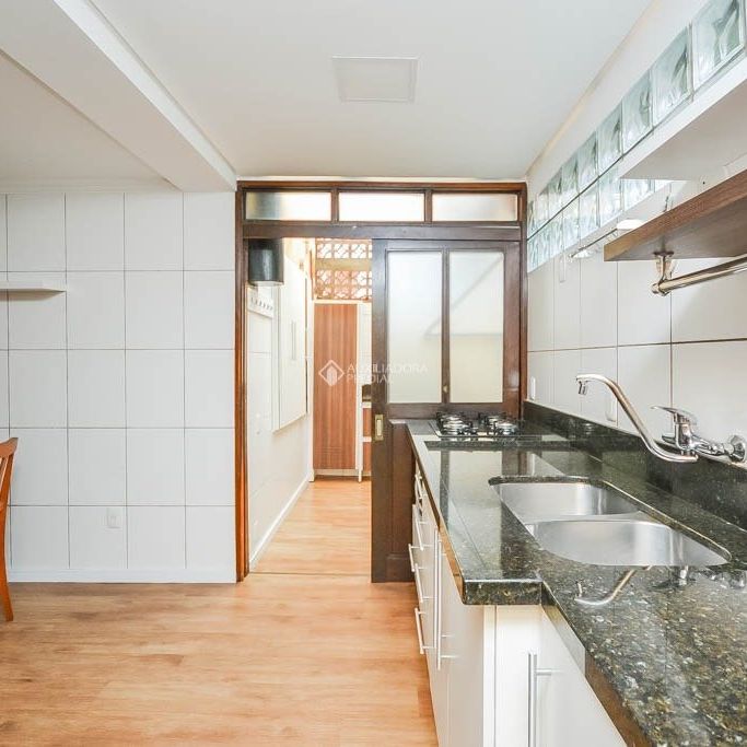 Casa em Condomínio com 3 quartos e 142m² para alugar em Tristeza, Porto Alegre. - Photo 1