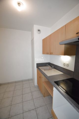 Location Appartement 2 pièces 52m² ST LO 50000 - Photo 3