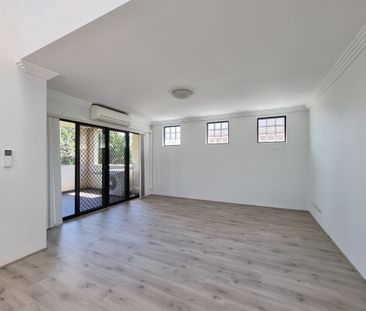 WELL PRESENTED 3-BEDROOM APARTMENT FOR RENT - Photo 3