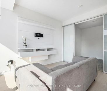 1003 - 111 CHAMPAGNE AVENUE S - Photo 3