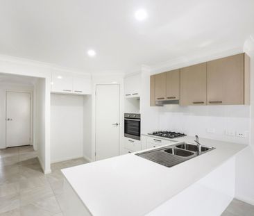 Light-Filled With Multiple Living Areas - Photo 4