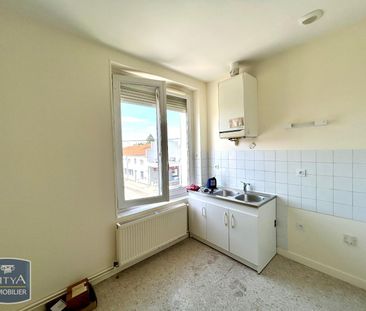 Location Appartement 2 pièces 41m² PERONNAS 01960 - Photo 2