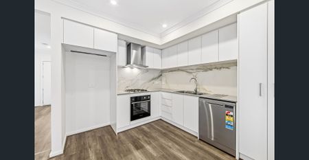 Modern Brand New 3-Bedroom, 3-Bathroom Home with 1-Car Garage in Fraser Rise...... - Photo 2