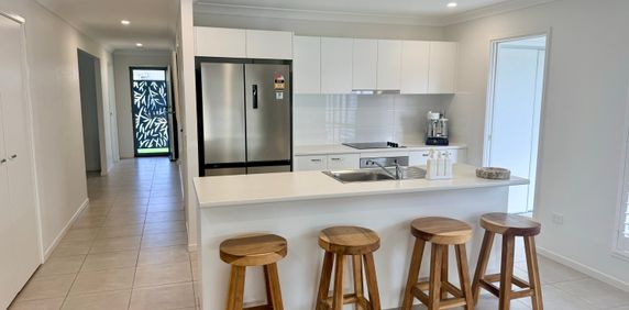 Burpengary East - Photo 2