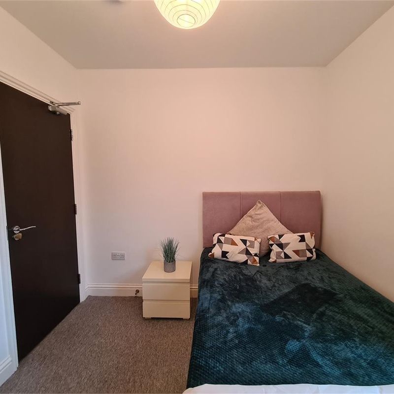 Room 5, 57 Cherry Hinton Road, Cambridge - Photo 1
