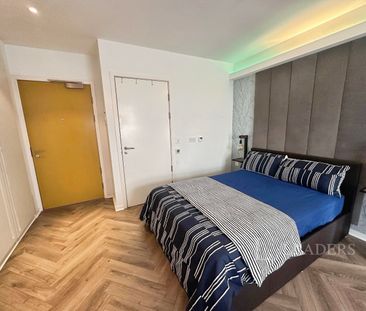 studio to rent The Cube West, 197 Wharside Street, B1 - Photo 3