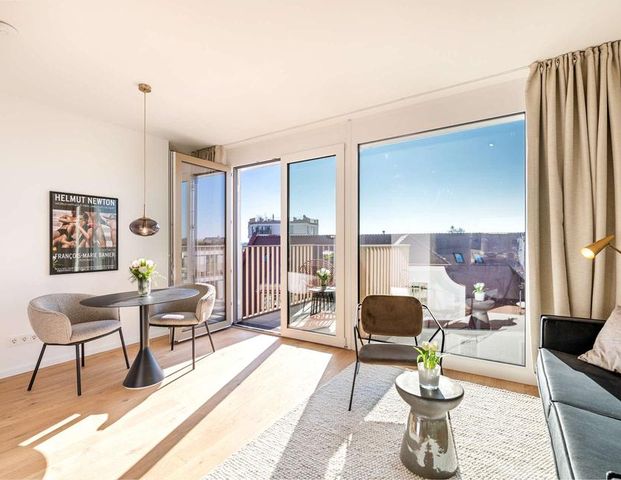 Stylisch-luxuriös möblierte 1-Zimmer-Wohnung mit Balkon - Photo 1