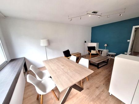 Location Appartement 3 pièces 80m² LES SABLES D’OLONNE 85180 - Photo 2