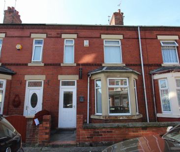 3 bedroom terraced house to rent - Photo 2