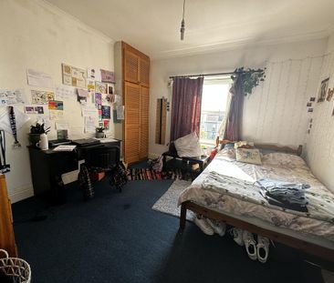 4 bedroom house share to rent - Photo 2