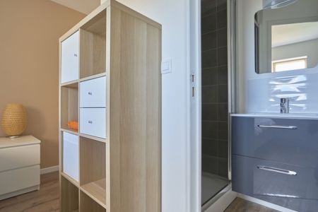 DUNKERQUE R Roommate 5 Bedrooms at Lambersart - Photo 2