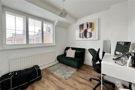 2 bedroom terraced house to rent - Photo 4