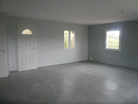 Location maison 4 pièces 95.43 m² à Berzé-la-Ville (71960) - Photo 2