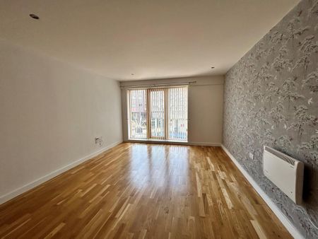 2 bedroom apartment to rent - Photo 4